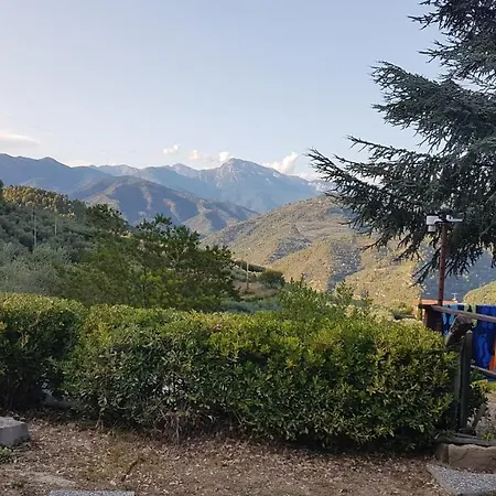 La Baita Met Zeezicht Holiday home *