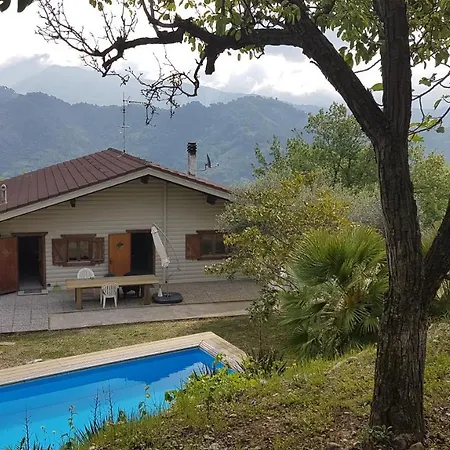 La Baita Met Zeezicht Holiday home