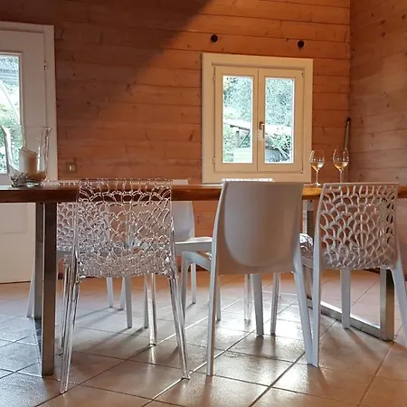 La Baita Met Zeezicht Holiday home *